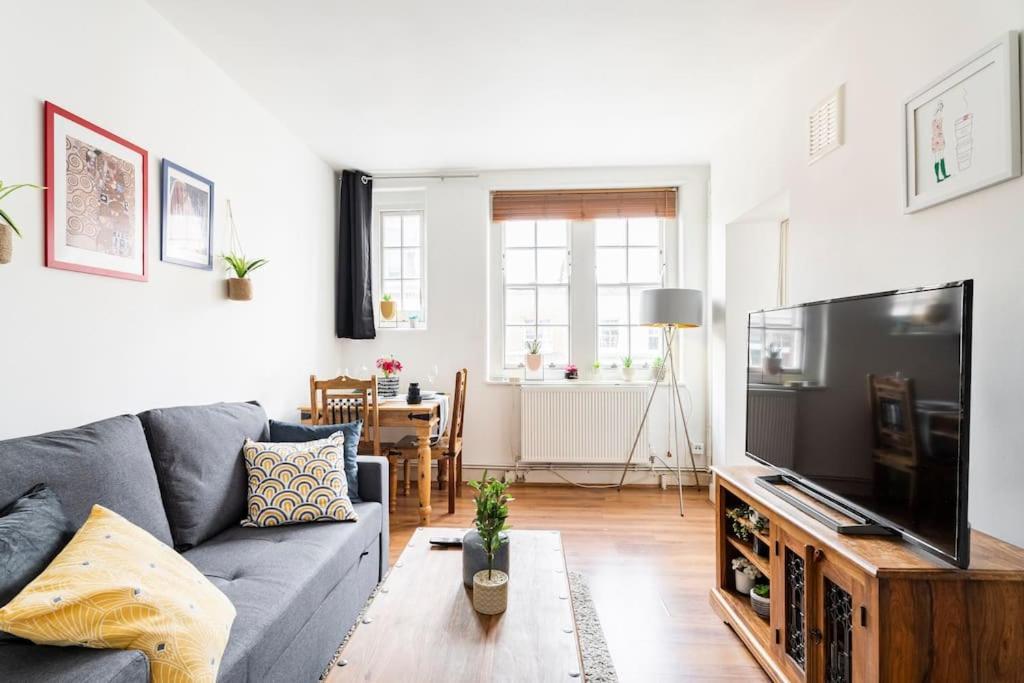 Cozy Apt In Central Лондон Экстерьер фото