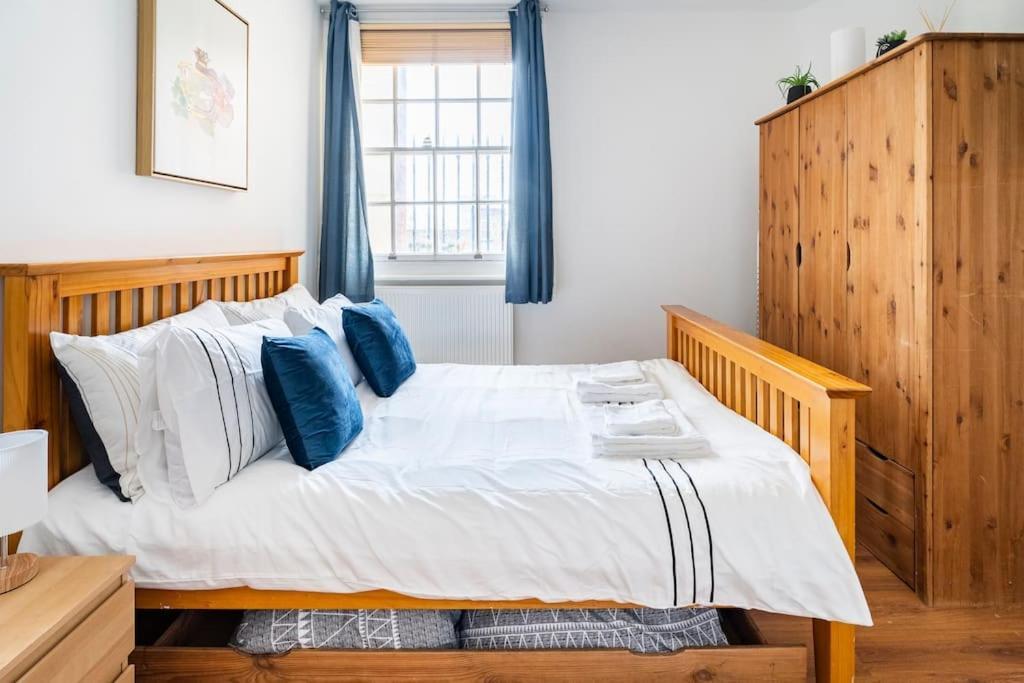 Cozy Apt In Central Лондон Экстерьер фото